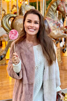 Pretty girl olga from saint-tropez with Dark Brown hair age 44 photo-6