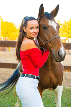 Femme ukrainienne pour le mariage maria de kiev avec Noirs cheveux, âge 41 photo-34