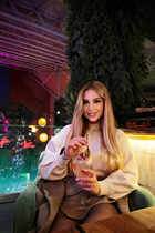 Beautiful woman of Ukraine anna from odessa with Blonde hair age 23 photo-17