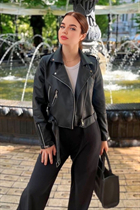 Slavic women anastasia from kiev with Light Brown hair age 18 photo-3