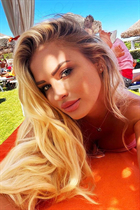 Girl from los angeles yulia with Blonde hair age 31 photo-14