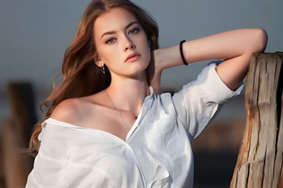 Dame d'Ukraine alyona de lviv avec Blond cheveux, âge 30 photo-24