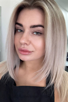 Mariée tchèque daria de brno avec Blond cheveux 32 ans