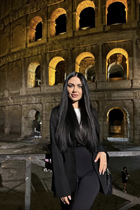 Single ukrainian girl olesia from kiev with Dark Brown hair age 33 photo-4