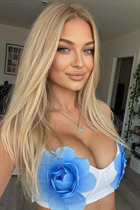 Beautiful wife from Ukraine victoria from zaporizhia with Blonde hair age 40 photo-5