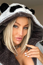 German pretty woman natalie from hamburg with Blonde hair 47 years old photo-47