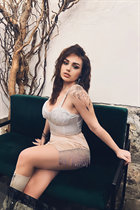 Mariée ukrainienne amina de lviv avec Brunette cheveux, âge 24 photo-19