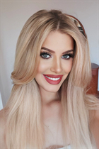 Jolie fille ukrainienne ksenia de odessa avec Blond cheveux, âge 21 photo-1