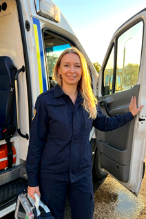 Ukrainian woman online inna from chernivtsi with Light Brown hair age 41