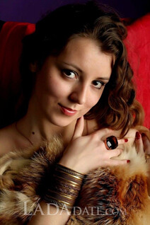 Ukrainain women kristina from kharkov with Light Brown hair age 34