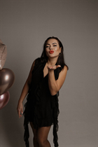 Ukrainian girl oksana from kharkov with Dark Brown hair age 41 photo-6