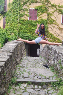 oslo bride olga with Black hair age 41