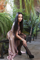 Wife from Ukraine marta from krivoy rog with Black hair age 41 photo-8