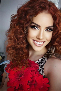 Perfect woman lana from sofia with Red hair age 22
