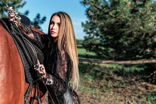 Femme ukrainienne alyona de zaporozhye avec Blond cheveux, âge 57 photo-4