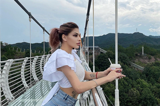 Bride from yiwu irina with Dark Brown hair age 24 photo-16