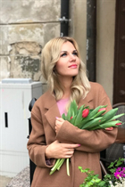 Ukrainian lady irina from kiev with Blonde hair age 40 photo-1