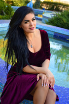 Single ukrainian girl alena from nikolaev with Dark Brown hair age 40 photo-9