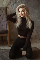 Ukrainian girl polina from odessa with Blonde hair age 26 photo-11