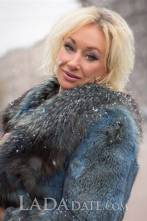 Ukraine girl hot nina from saint-petersburg with Blonde hair age 58
