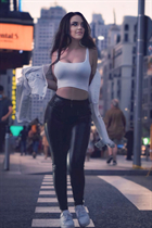 Chica de los angeles kateryna con pelo Marrón oscuro y edad 33 photo-31