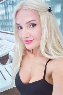 Girl from йорет де мар ruslana with Blonde hair age 46