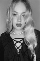 Mariée allemande yelizaveta de munich avec Blond cheveux 25 ans photo-12