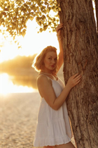 Beautiful wife from Ukraine maria from kremenchuk with Blonde hair age 38 photo-1