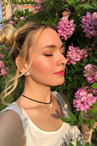 Dating a ukrainian girl victoria from odessa with Blonde hair age 33 photo-9