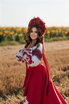 Hermosa chica ucraniana olesya de vinnitsa con pelo Marrón claro y edad 28 photo-1