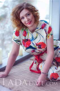 Ukraine women for dating elena from saint-petersburg with Blonde hair age 49