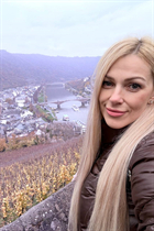Sortir avec une fille allemande liliya de berlin avec Blond cheveux 47 ans photo-8