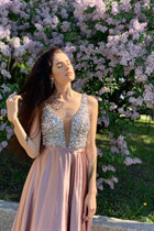 Ukrainian woman for marriage vladislava from kharkov with Dark Brown hair age 29 photo-6