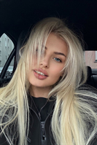 Jolie femme allemande tatyana de koblenz avec Chatain clairs cheveux 23 ans photo-10