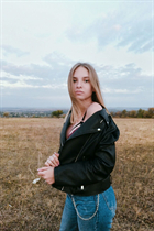 Beautiful ukrainian girl yuliia from lviv with Light Brown hair age 24 photo-7