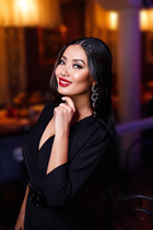 denver bride ainyra with Dark Brown hair age 35 photo-20