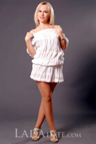 Single Ukrainian lady lyudmila from nikolaev with Blonde hair age 46 photo-1