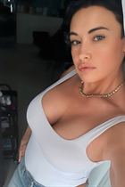 Sortir avec une fille roumaine elena de bucharest avec Brunette cheveux 49 ans photo-6