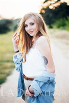 Date ukrainian girl anna from nikolaev with Blonde hair age 30 photo-1