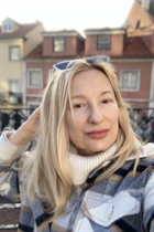 Bride from lisboa elena with Blonde hair age 59 photo-1