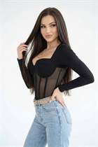 Fille ukrainienne yuliia de kharkiv avec Chatain clairs cheveux, âge 32