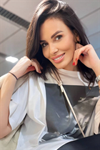 Sortir avec une femme allemande olena de munich avec Brunette cheveux 39 ans photo-5