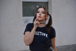 Bride from tallinn anastasiia with Dark Brown hair age 27 photo-11