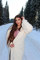 Single ukrainian girl darya from kiev with Light Brown hair age 28 photo-5