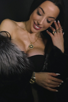 Saliendo con chica ucraniana kristina de nikolaev con pelo Negro y edad 40 photo-19