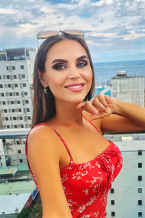 Perfect woman inna from danang with Light Brown hair age 42
