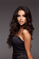 Girl from new york dariia with Dark Brown hair age 27 photo-2