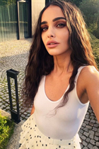 sofia mariée desislava avec Brunette cheveux, âge 37 photo-4