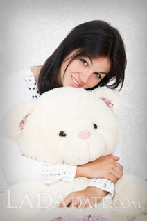 Bride from Ukraine diana from nikolaev with Light Brown hair age 25
