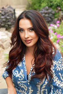 Single ukrainian girl anna from kharkov with Dark Brown hair age 57